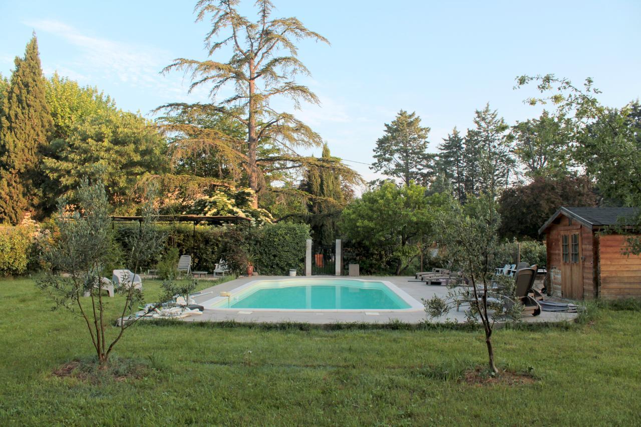 Mas De La Douceur Bed and Breakfast Saint-Andiol Exteriör bild