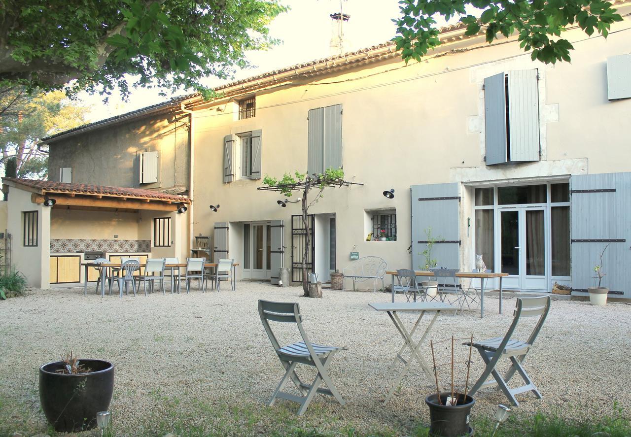 Mas De La Douceur Bed and Breakfast Saint-Andiol Exteriör bild